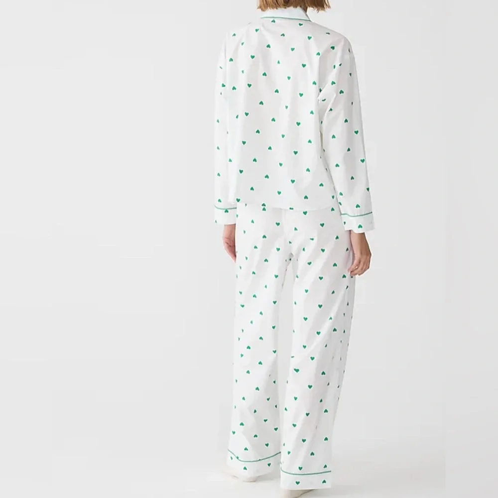 NWT JCrew Long-sleeve cropped cotton poplin pajama pant set in green heart prin - Picture 3 of 4